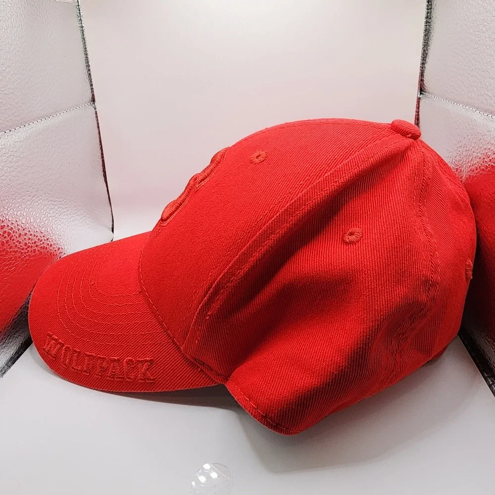 Fan Favorite NC State‎ Wolfpack Hat Mens OSFA Red Snapback Baseball Cap Logo
